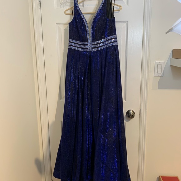 PROM 🔥SALE🔥Norma Reed Gown in blue size XS - Picture 12 of 16